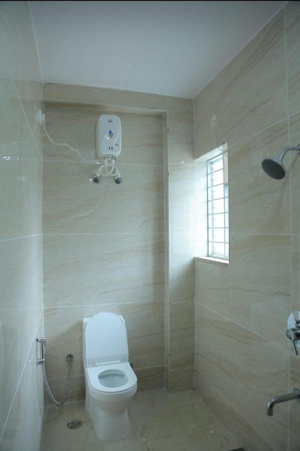 S V Home Stay Τιρουπάτι Εξωτερικό φωτογραφία